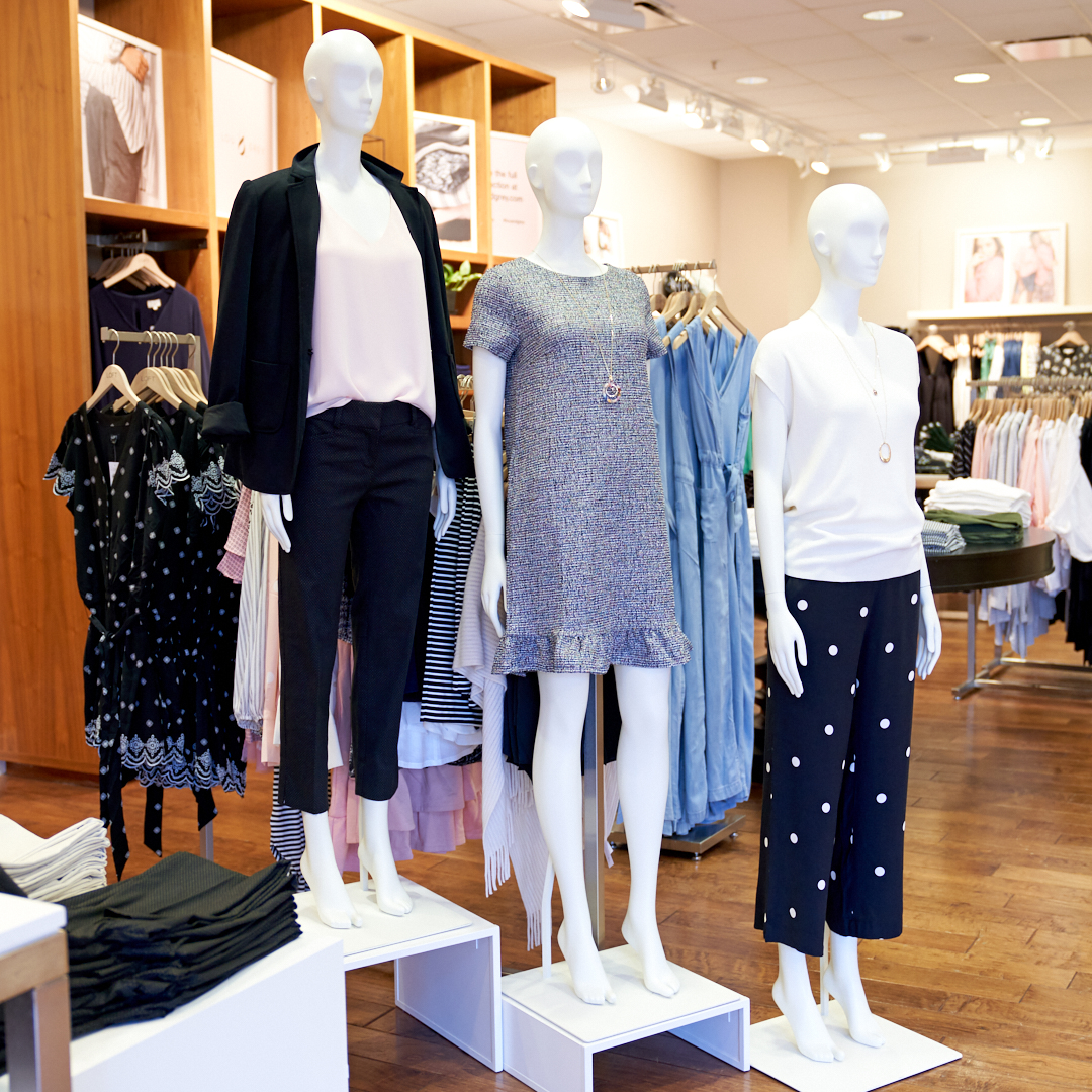 Set of three mannequins to left in Loft